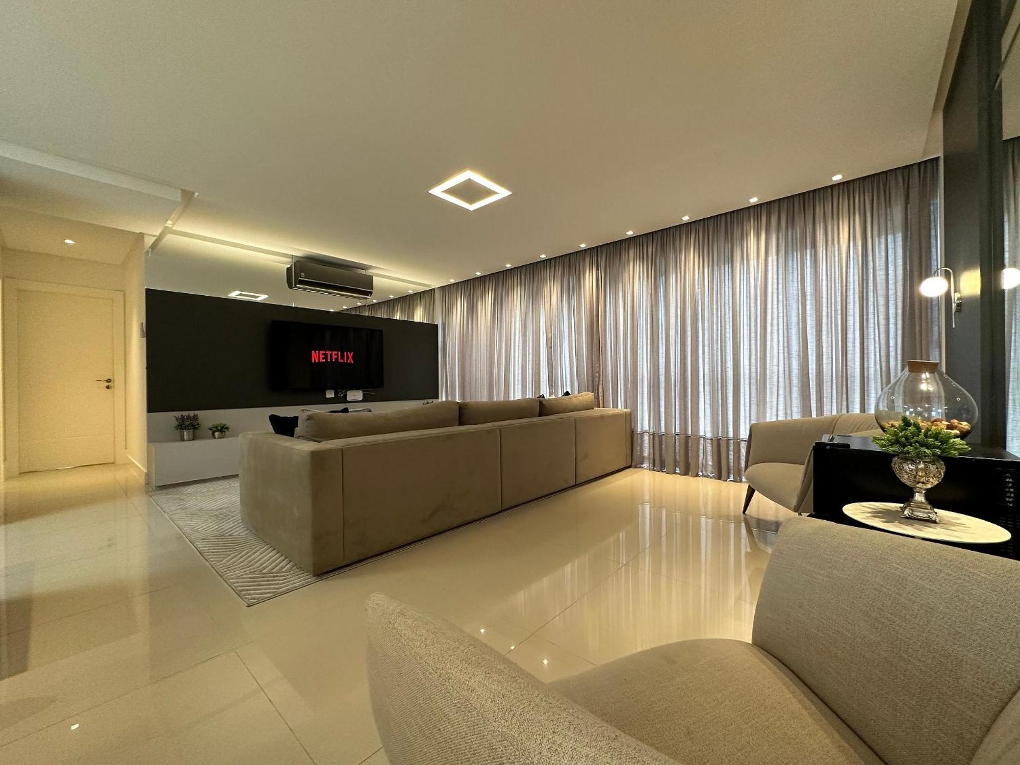 Ca01- 4 Suites| Alto Padrao | 2 Garagens| Churrasq Apartamento Balneario Camboriu