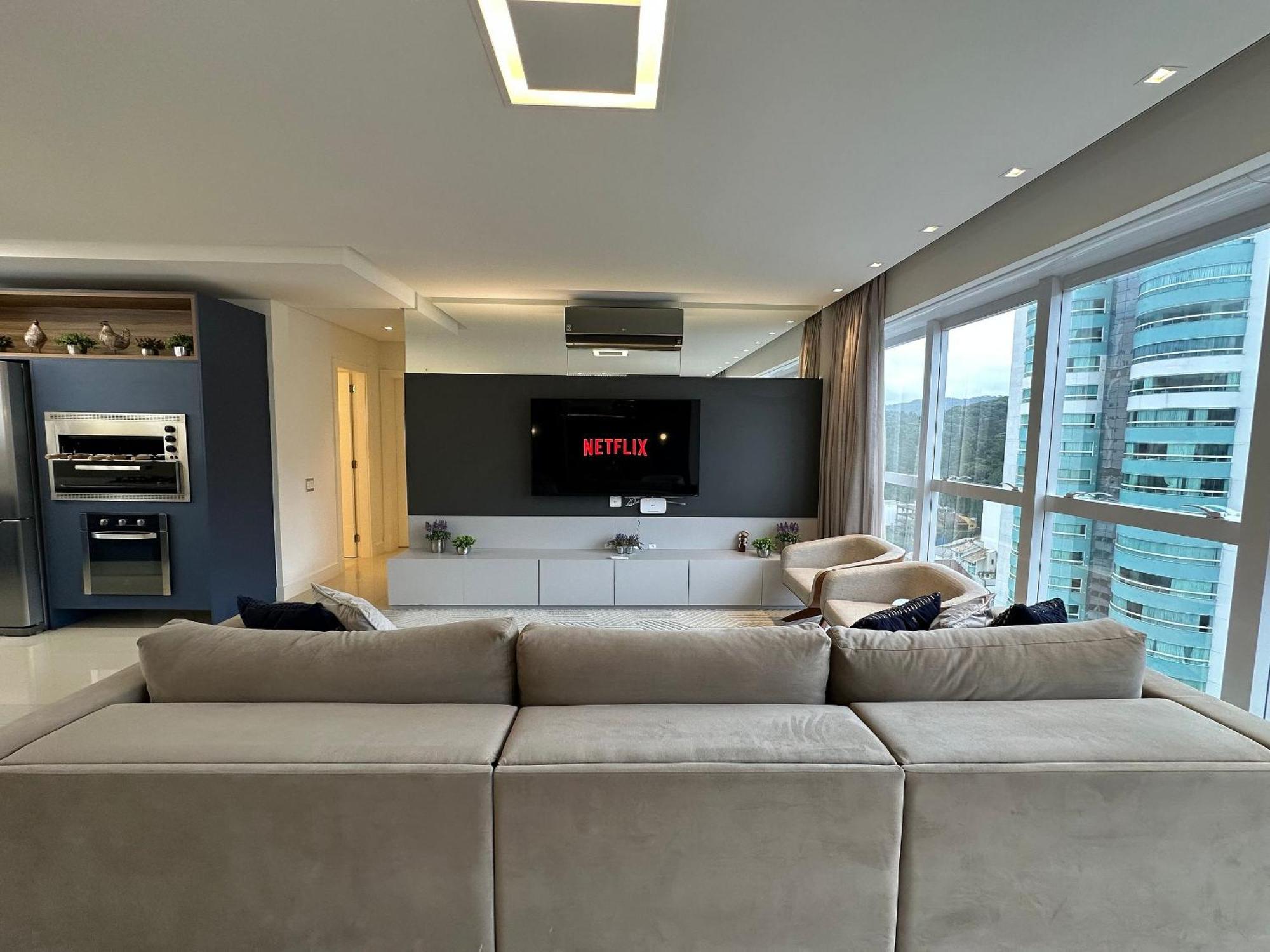 Apartamento Ca01- 4 Suites| Alto Padrao | 2 Garagens| Churrasq Balneario Camboriu