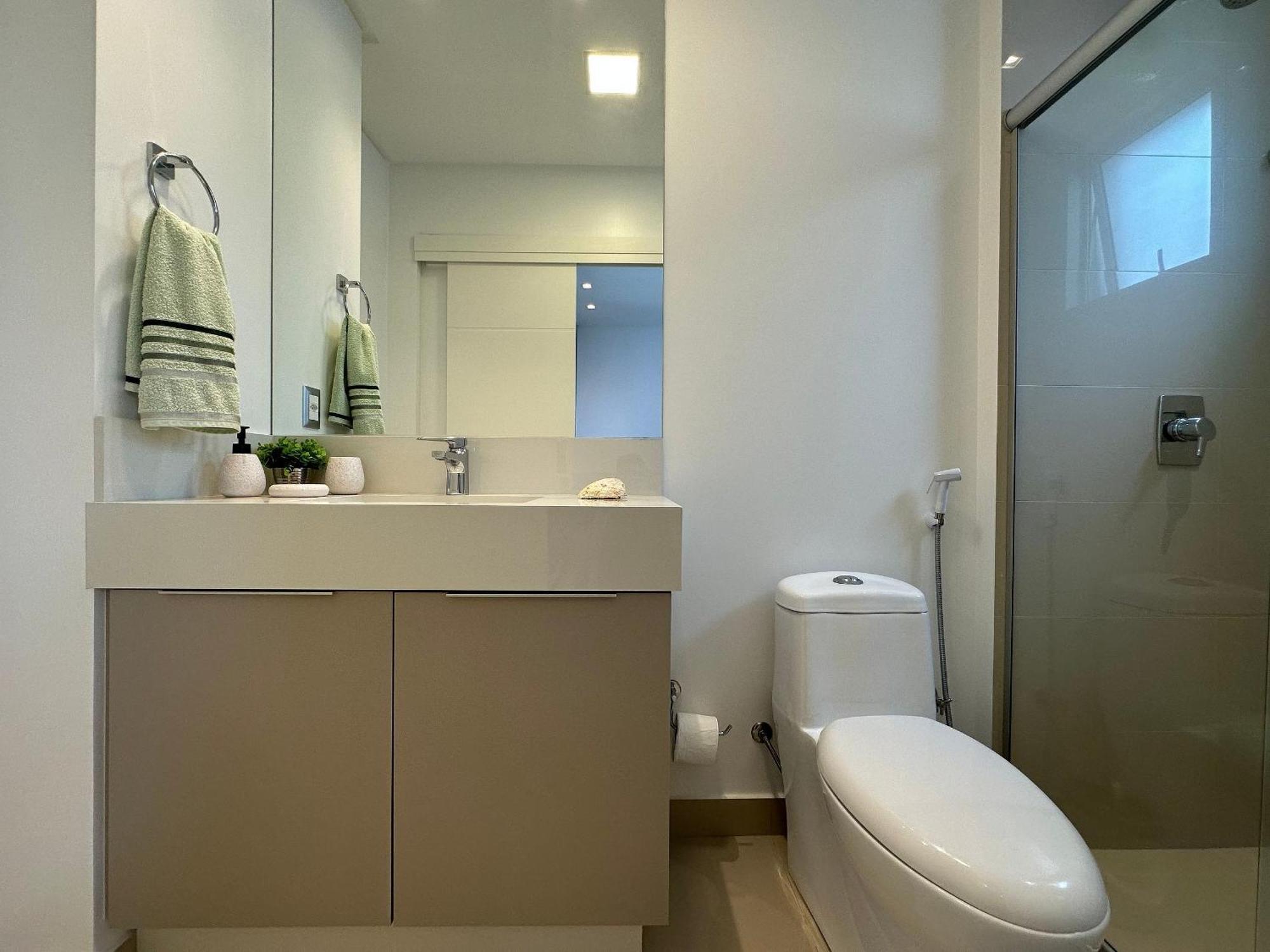 Apartamento Ca01- 4 Suites| Alto Padrao | 2 Garagens| Churrasq Balneario Camboriu